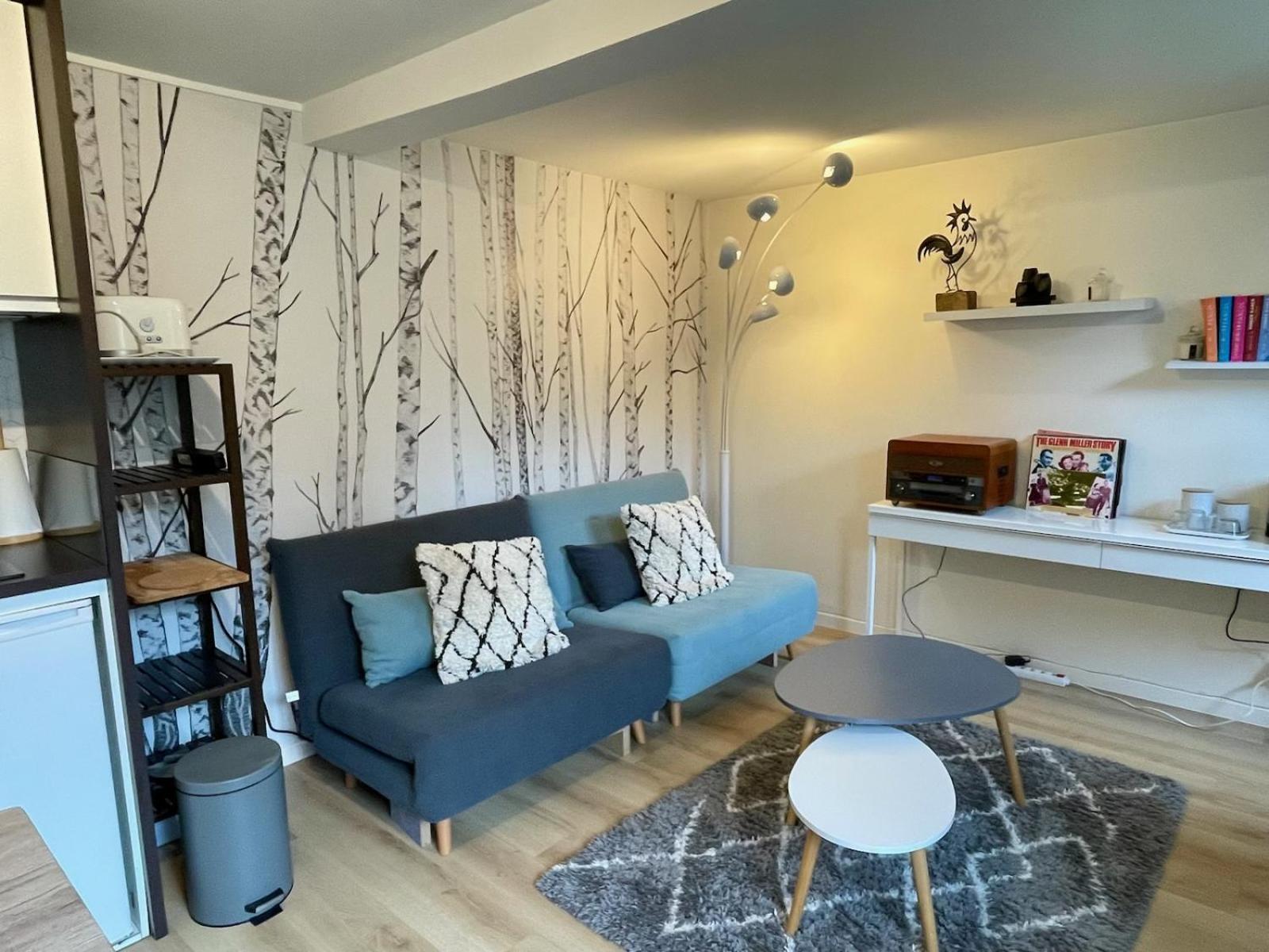 Maisonnette Dans Jardin Partage Colombes  Luaran gambar